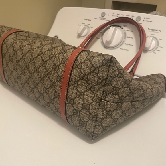 Gucci Gg Supreme Leather Trim Tote - Picture 6 of 15